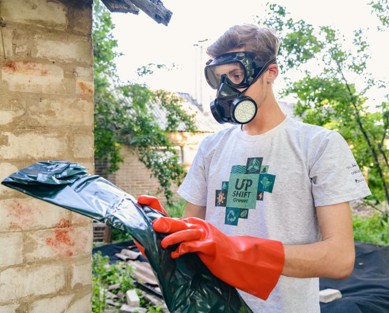 Meet Andrii, 19, one of scores of Ukrainian youngsters who are helping to protect the planet by producing biofertilizers from fallen leaves.