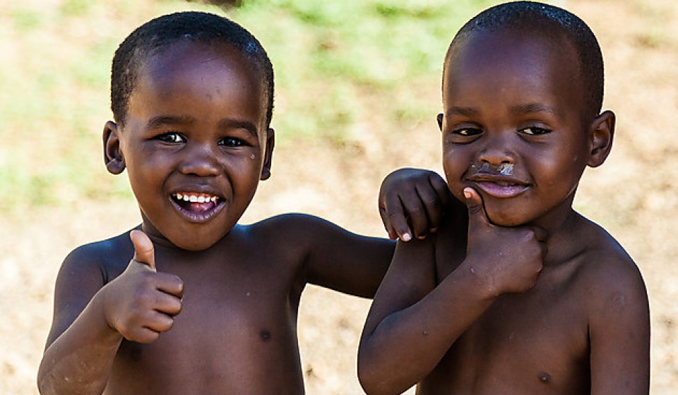 Image montrant deux enfants d'Afrique du Sud